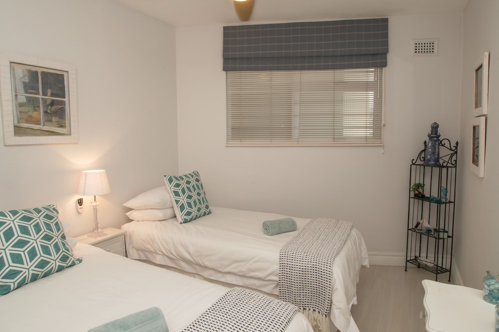 43 Sea Lodge