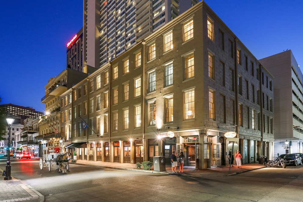 New Orleans Vacations - La Galerie French Quarter Hotel - Property Image 17
