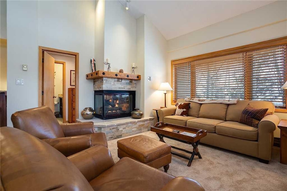 1303 Trappeur's Lodge, Trappeur's Crossing Apartment 2
