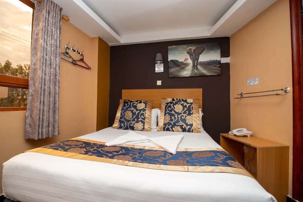 Eaglesvale Hotel view 5