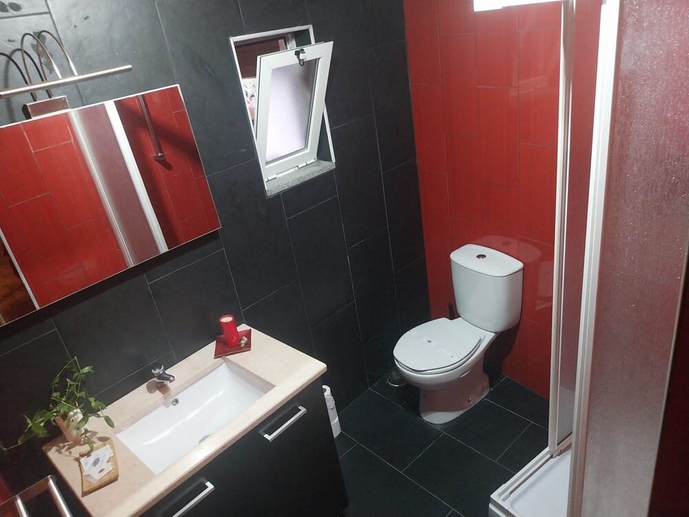 Serra da Estrela Seven Rooms 3 Suites Villa In s