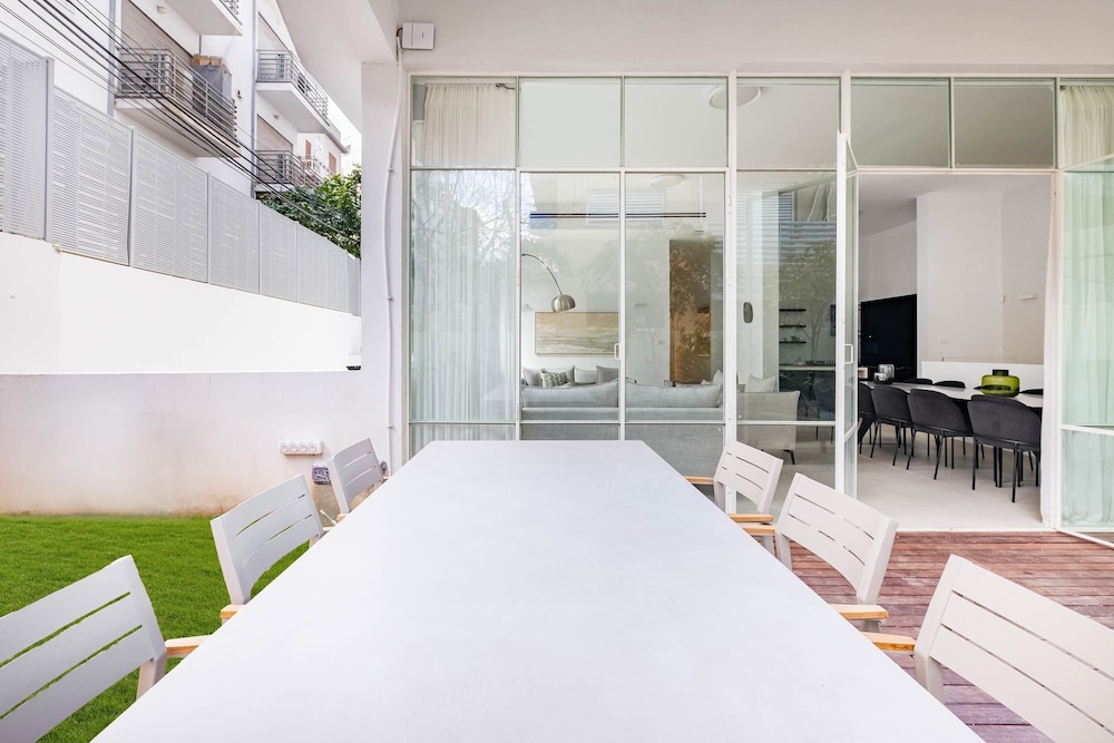 KG4 LUX Apartments