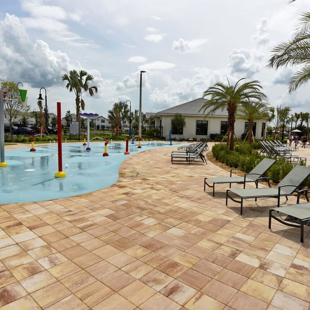 4721 Unit 105 Stunning Apartment 2BD