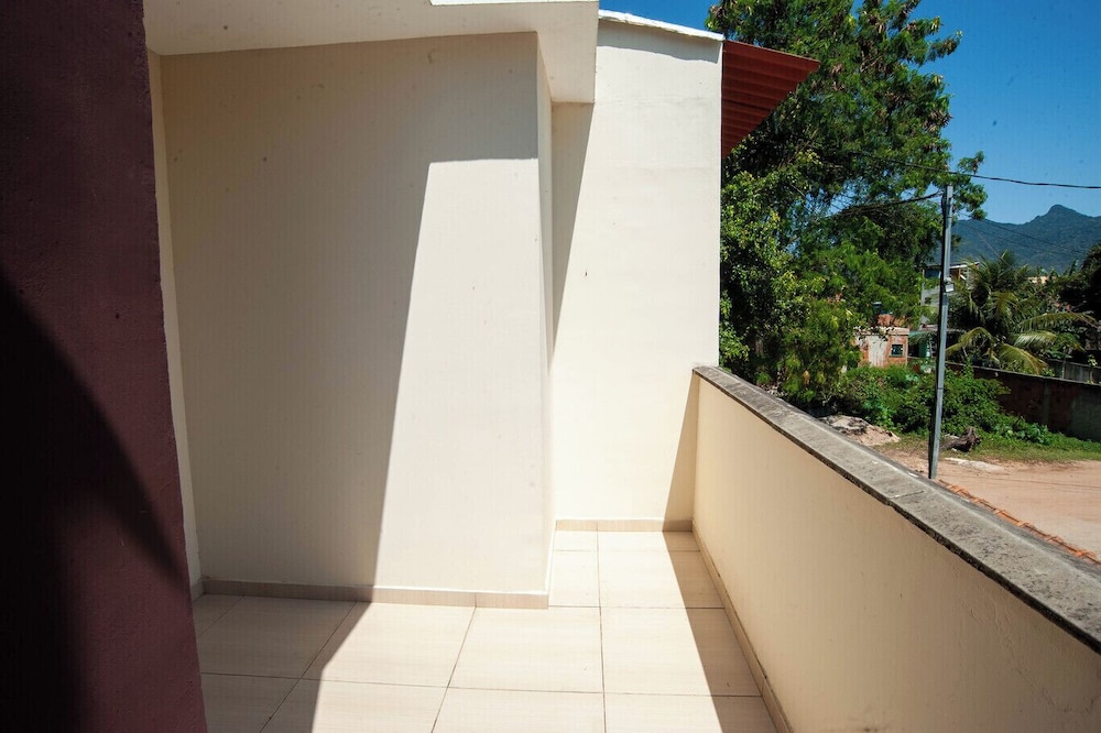 Casa Pet Friendly com Varanda e Churrasqueira