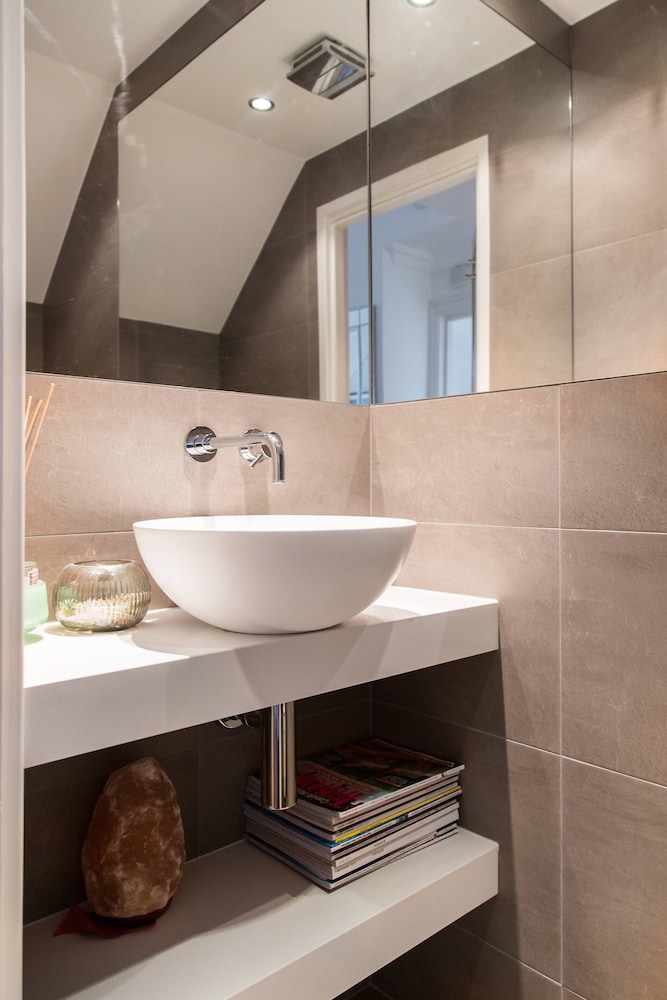 Hardinge Road by Onefinestay