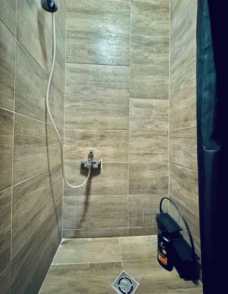 Comfy Studio Apt Near FAC Platz
