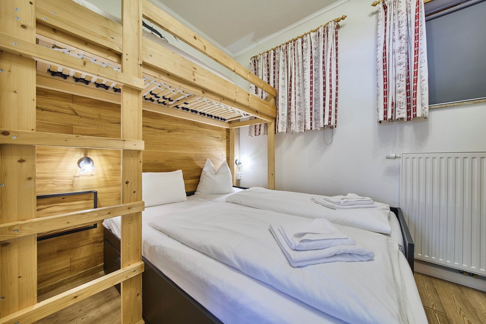 Apartments Enzian
