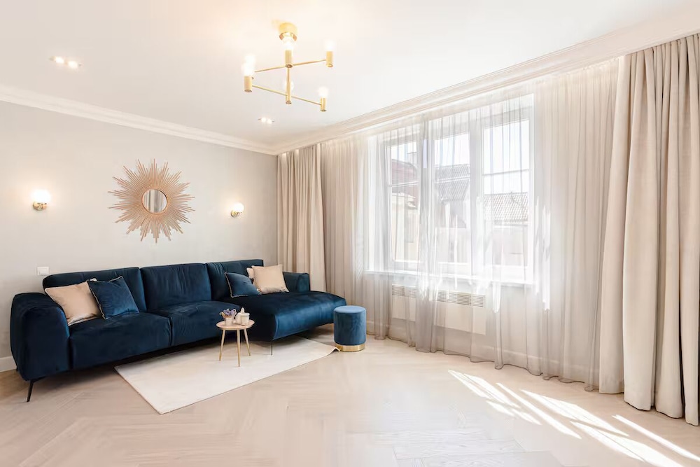 Toompea Castle 2 BR Old Town Apartment