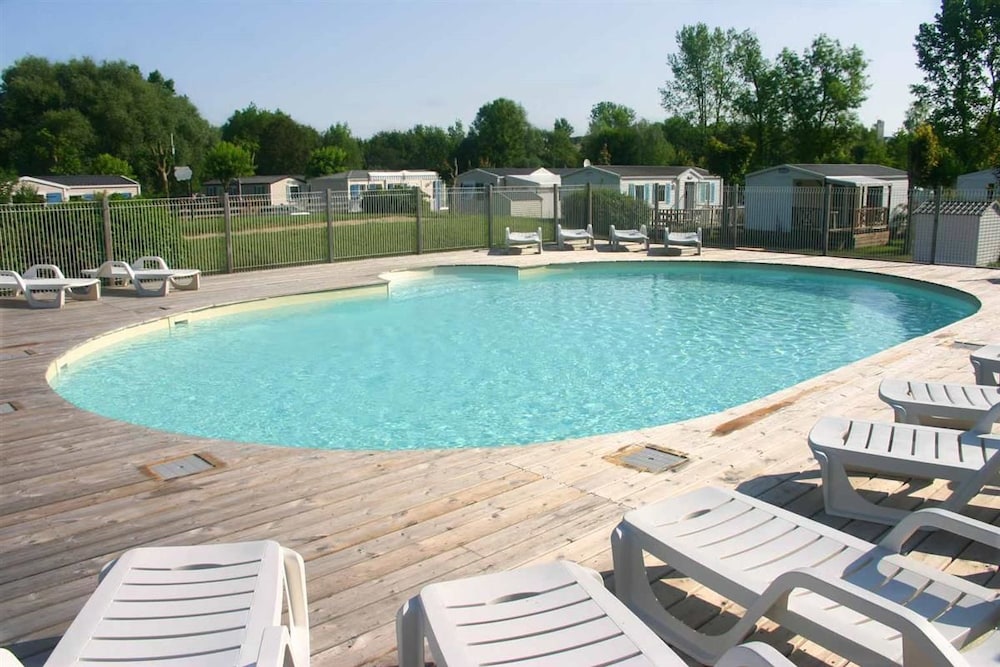 Camping Val de Boutonne photo 2