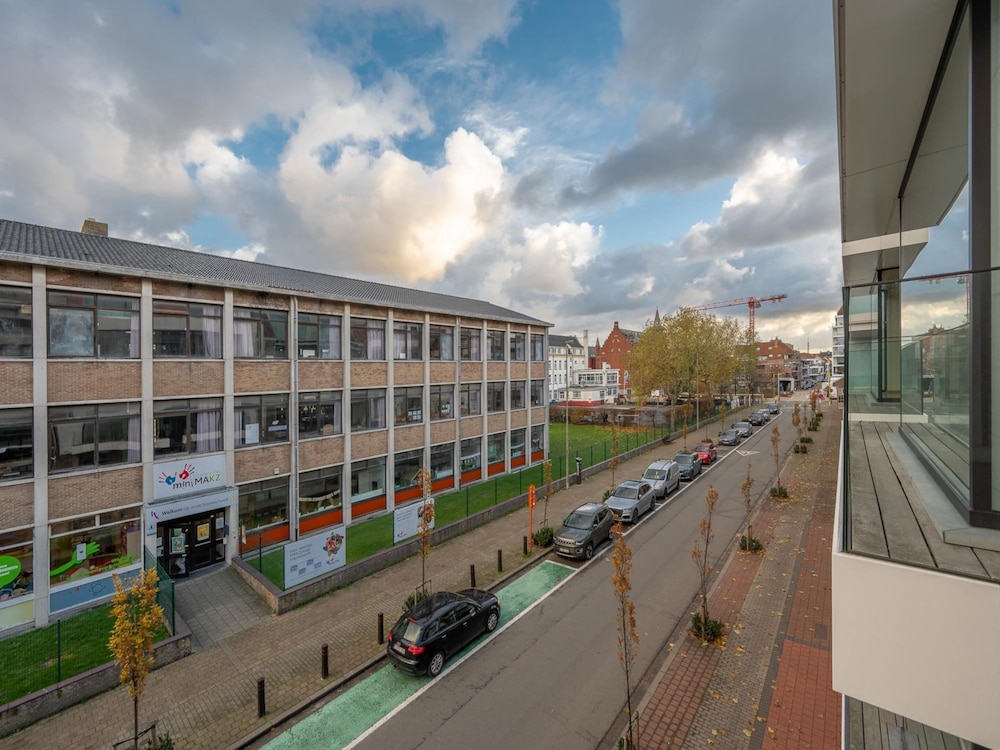 Apartment in Knokke-heist Near Lippenslaan
