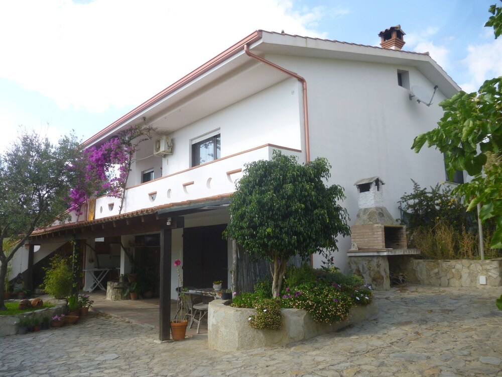 Studio in the Most Southern Point of the Island, Completely Fenced Super Price photo 3