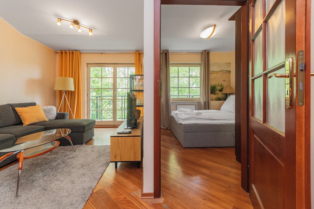 Patio Mare 4 by Grand Apartments