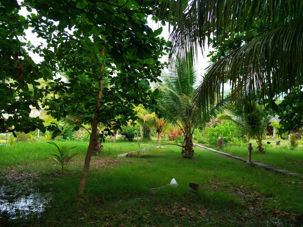 Budi Sun Resort