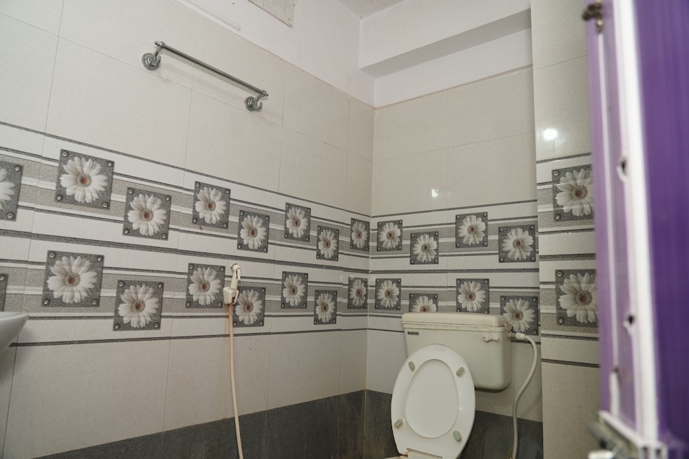 Hotel Mid Town Daringbadi