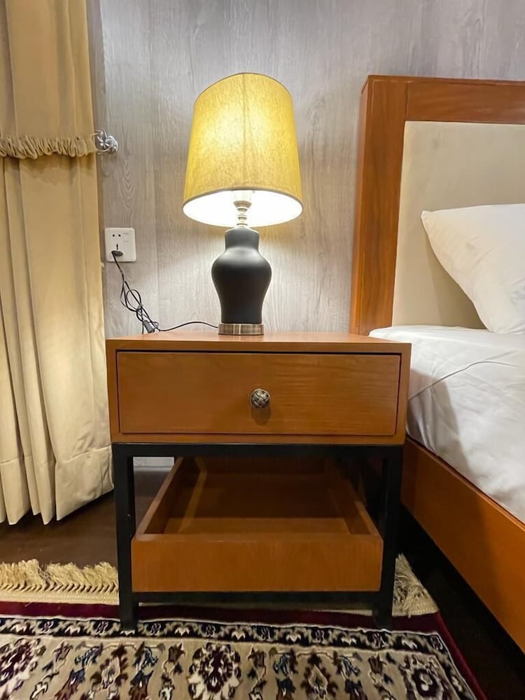 GOHO ROOMS Murree view 4
