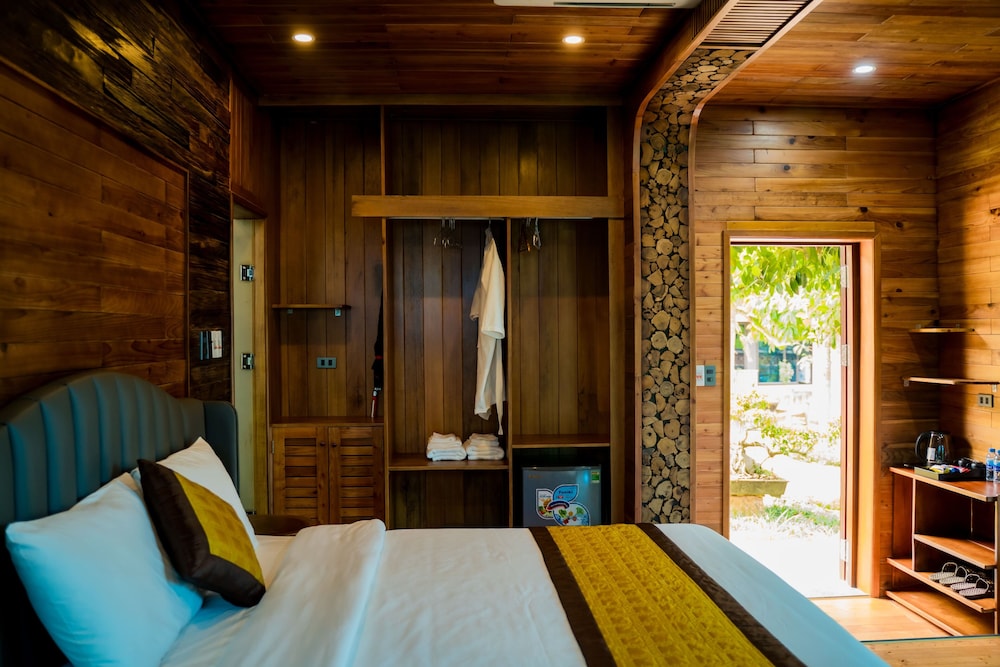 Kovie Hoa Lac Xanh Resort