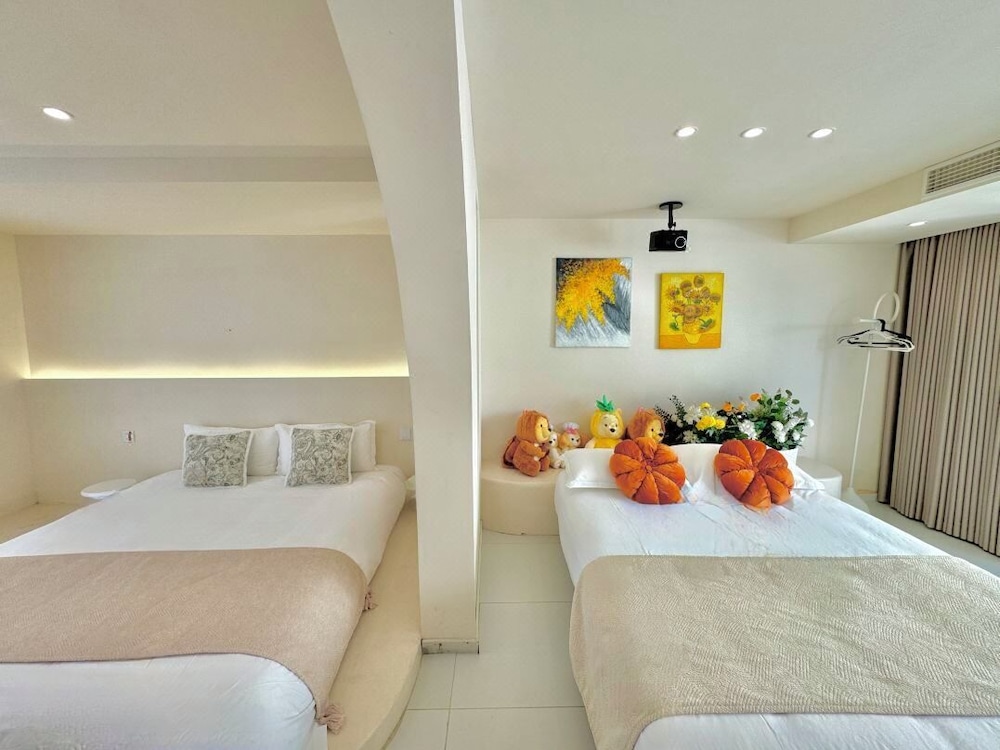 QIMeow Garden Hotel
