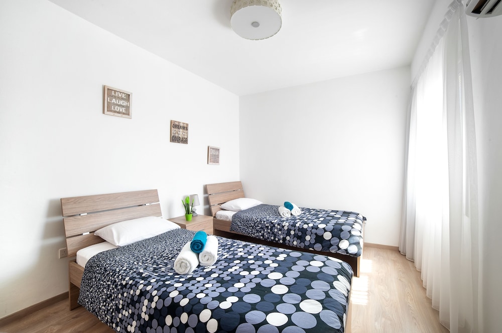 Limassol Vacations - Pebble Beach Holiday Apartments - Property Image 18