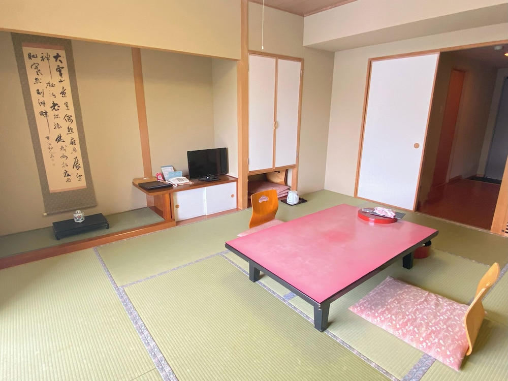 Shikaribetsu Lakeside Onsen Hotel Fusui
