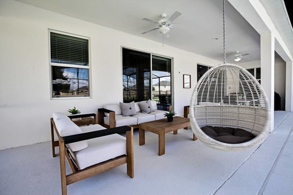 Comfortable and Modern Home With Private Pool Near Disney - Image 2