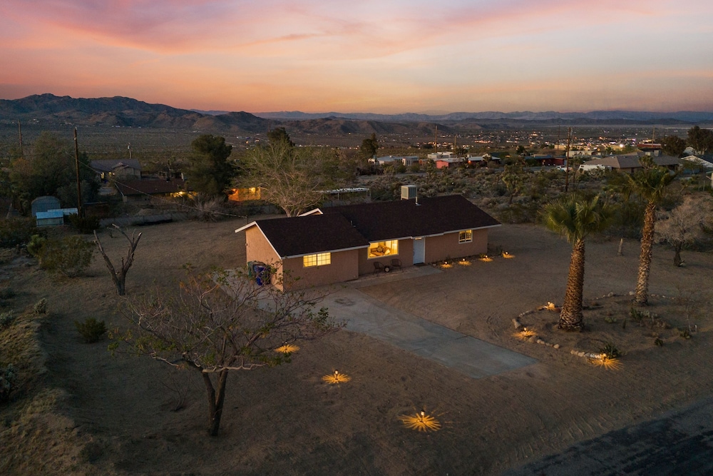 Dune Rise by Avantstay Chic Oasis w Patio