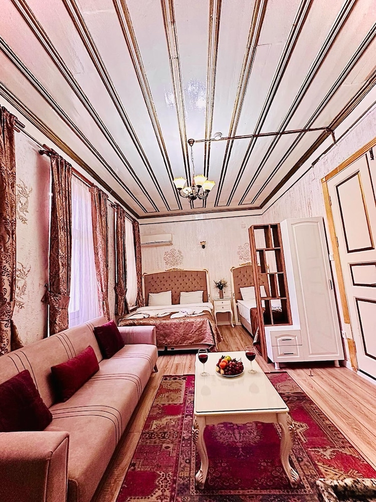 Alhambra Apart Otel - Image 30