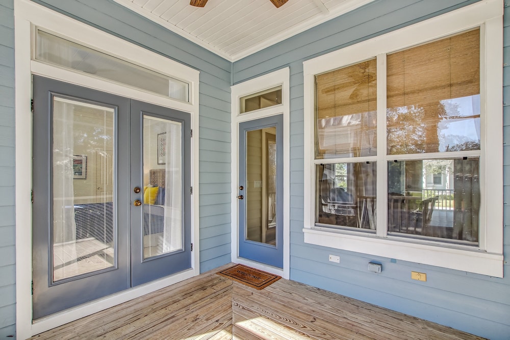 1016 San Fernando Street 3 Bedroom Home by RedAwning view 5