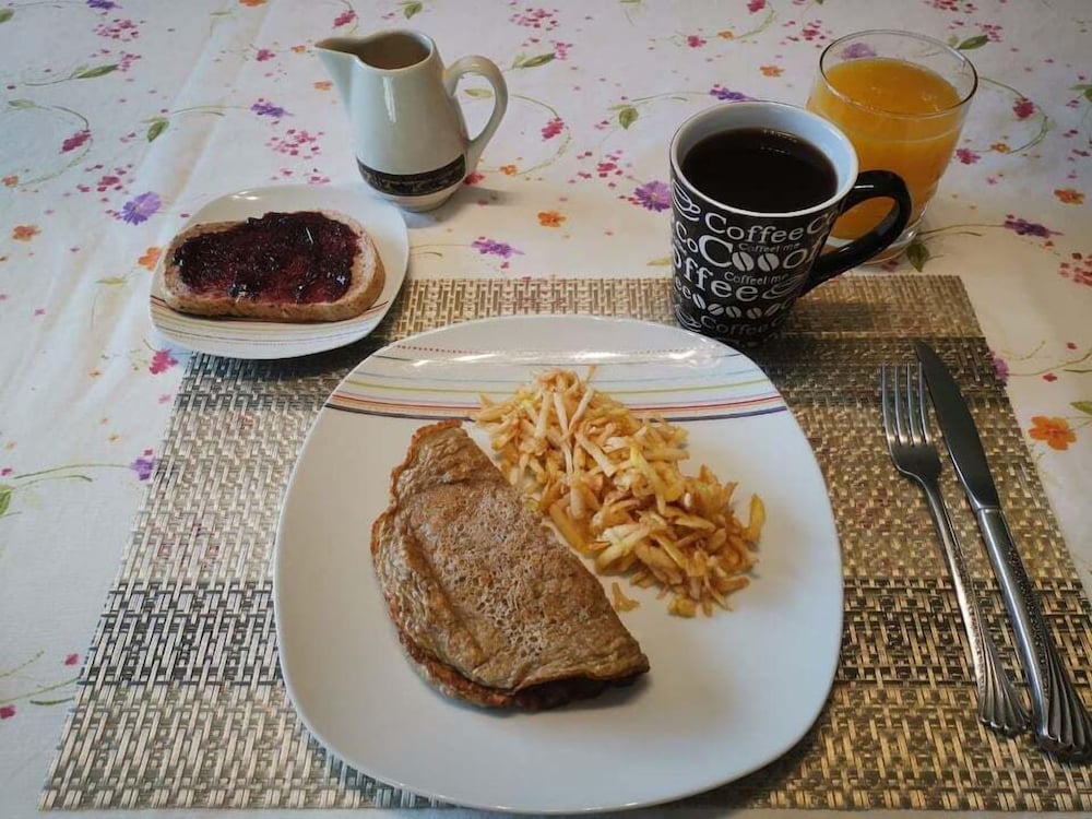 Zacatecas Vacations - Habitacion con vista a la Bufa - Property Image 1