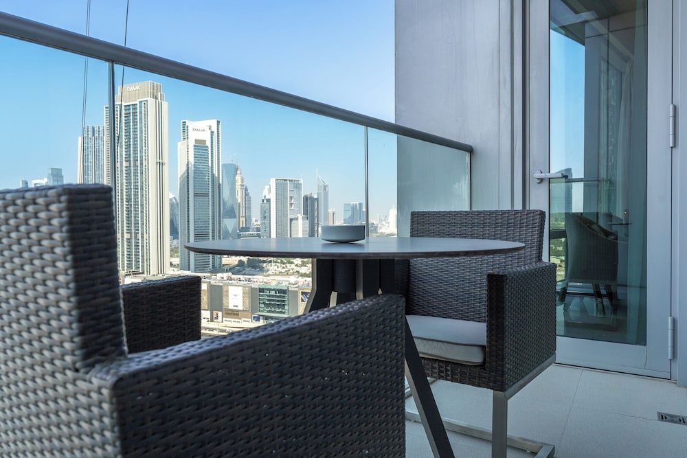 Luxury Living Spectacular Burj Views
