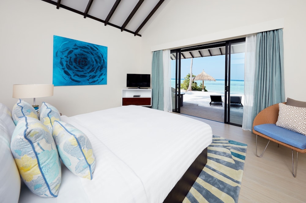 NH Collection Maldives Havodda Resort