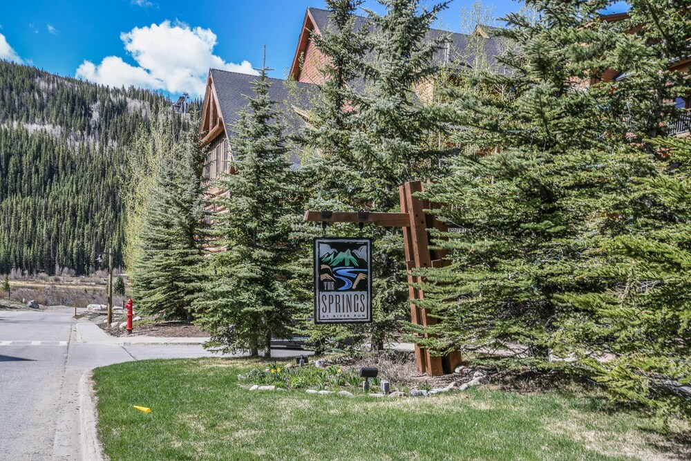 Hotel Springs 8840 - Image 1