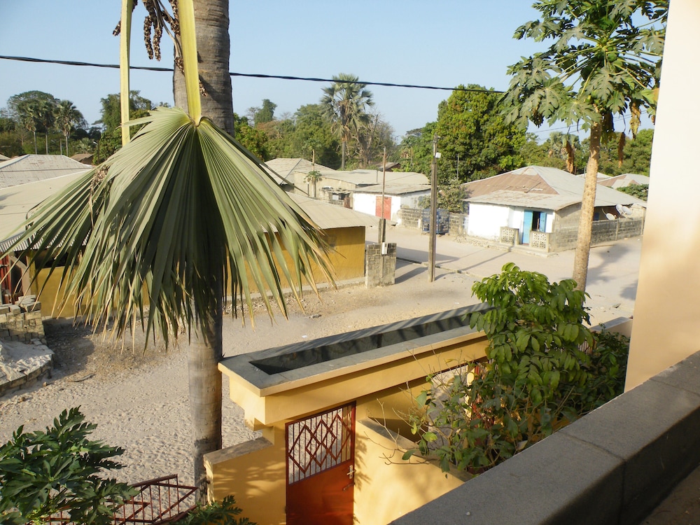 Photo 8