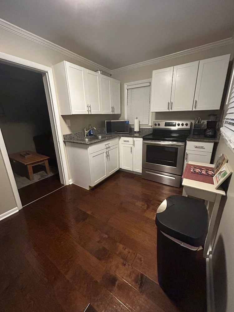 Schiffman Northeast Nook