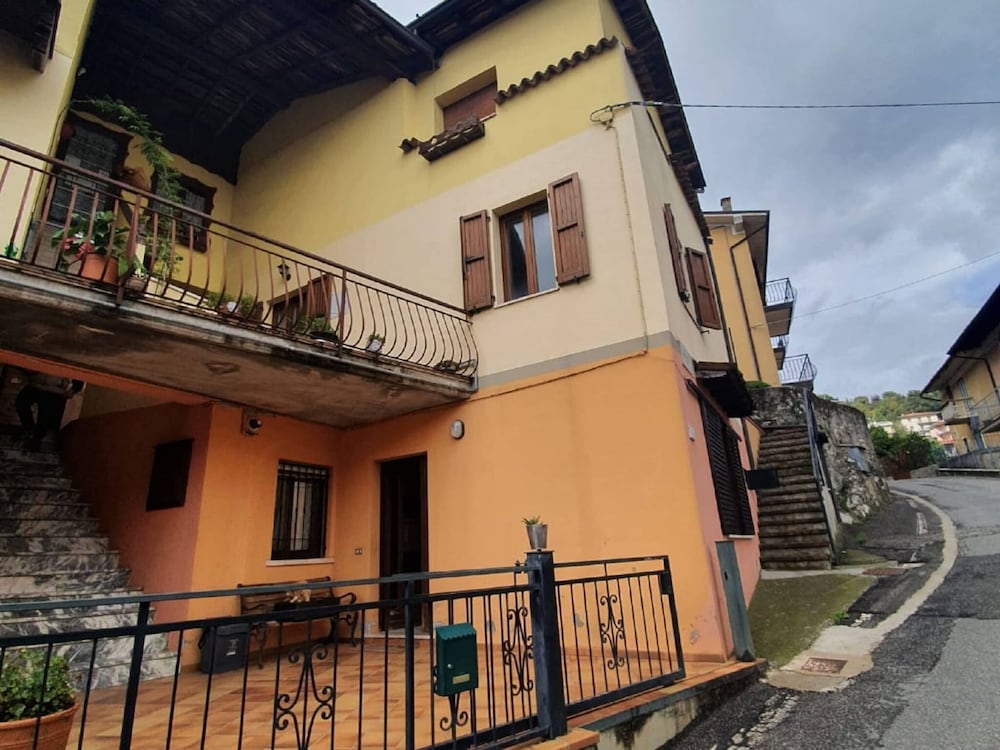 Homey Apartment in Serle near Center view 2