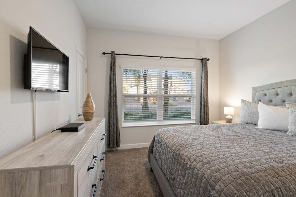 Championsgate Resort 4 Bedroom Private Pool Townhome 4 Townhouse