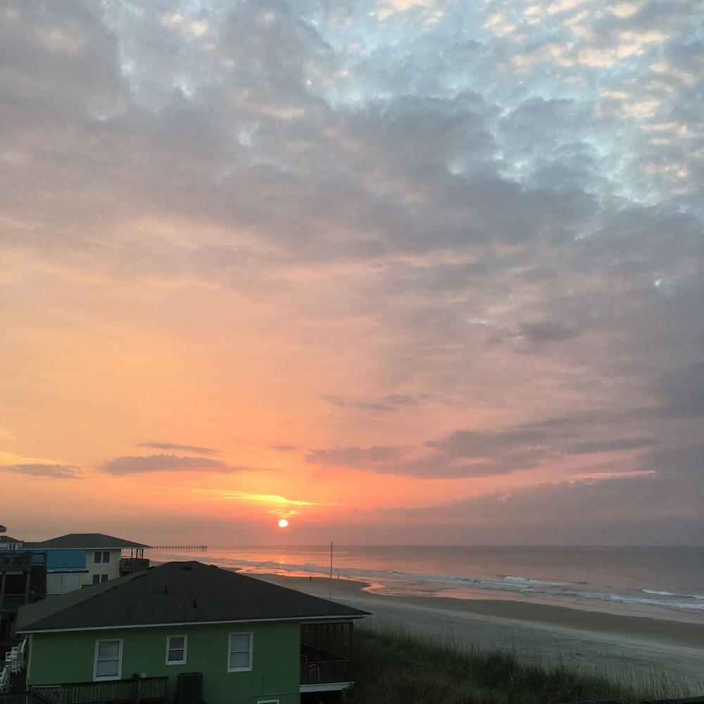 Next to Sea Gallery by Topsail Realty