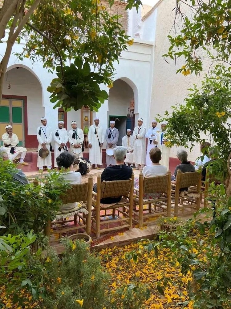 DAR INFIANE Tata