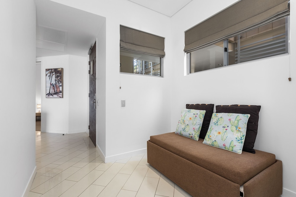 Luxury Apartments on Bells Boulevard