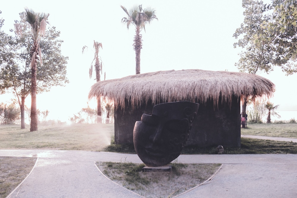 Riva del Sol Beach Resort