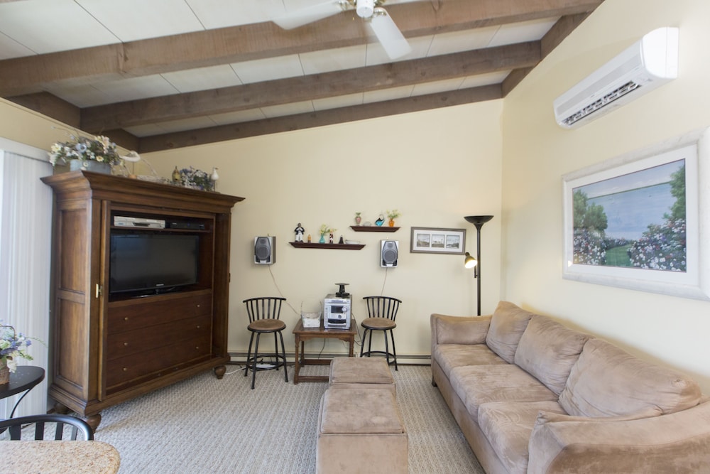 Beach Plum Resort