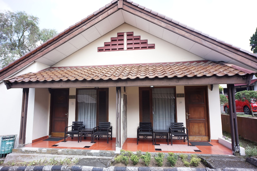 Sangga Buana Villa