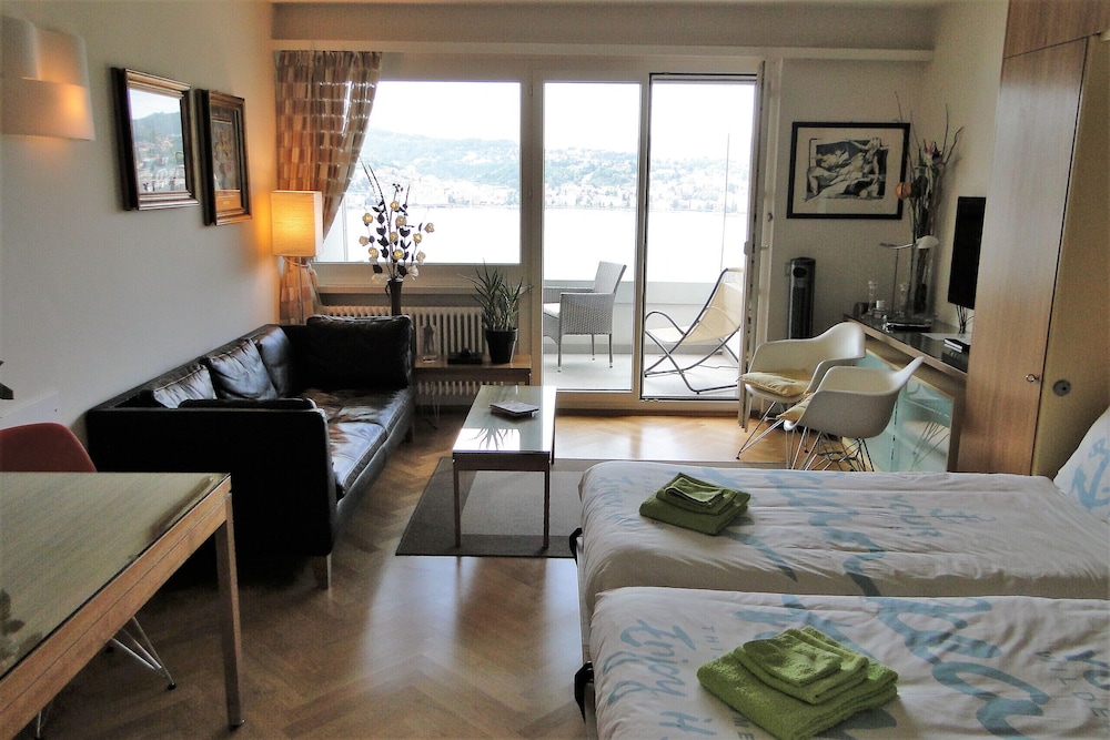 Breathtaking View for a Romantic Stay view 2