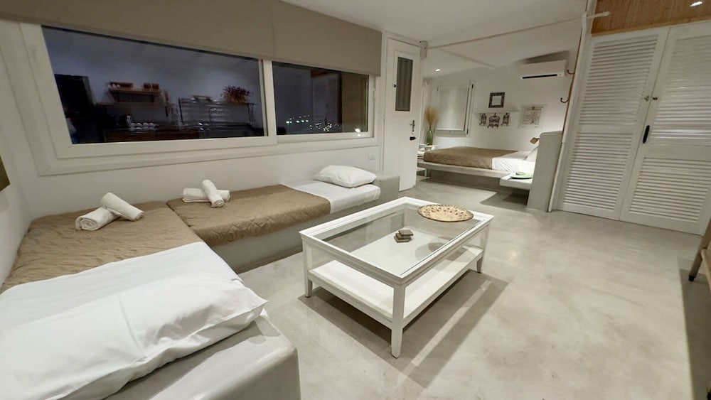 Mykonos Noir Nest - Sea View Escape