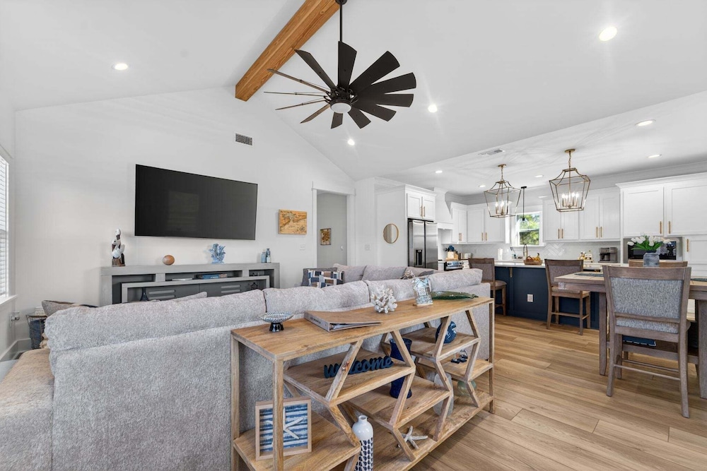 Bayou Bay Breeze 4 Bedroom Home