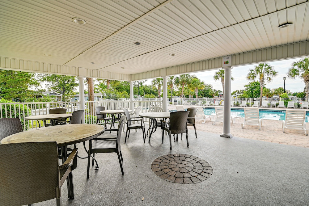 Walk to Surfside Beach: Home w/ Pool Access