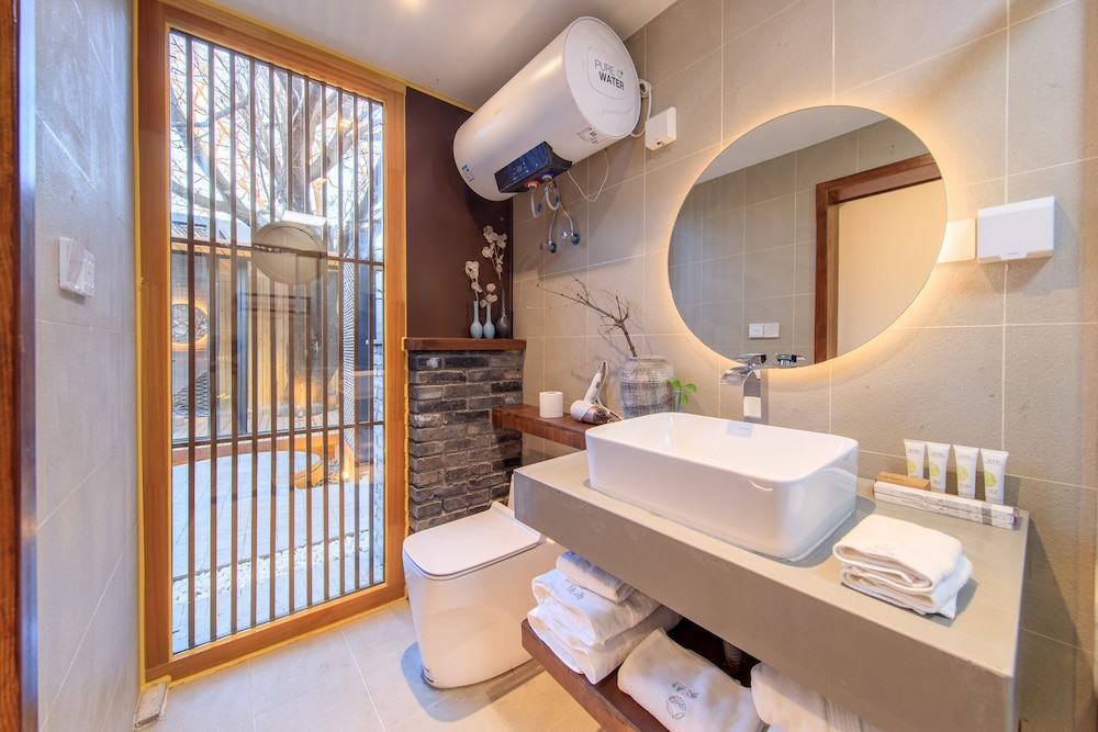 Isvara Flowing Ocean Guesthouse