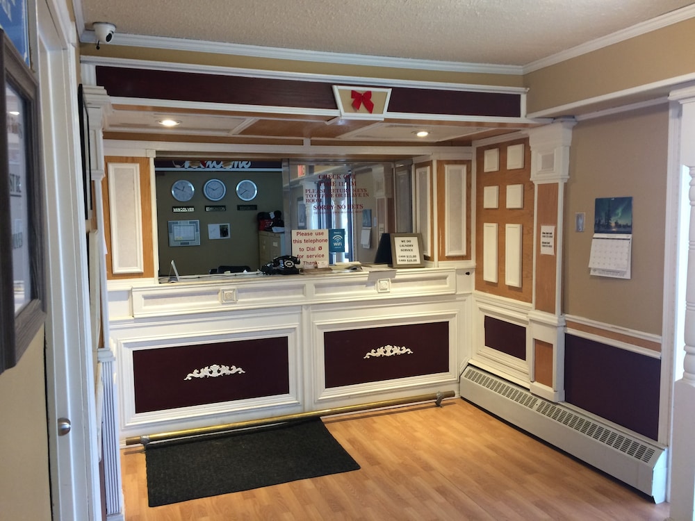 Edson Vacations - Black Gold Inn - Property Image 3