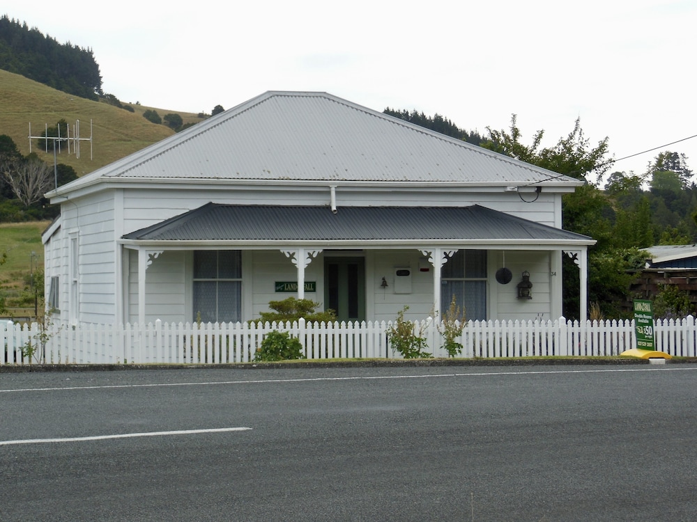 Landfall Cottage