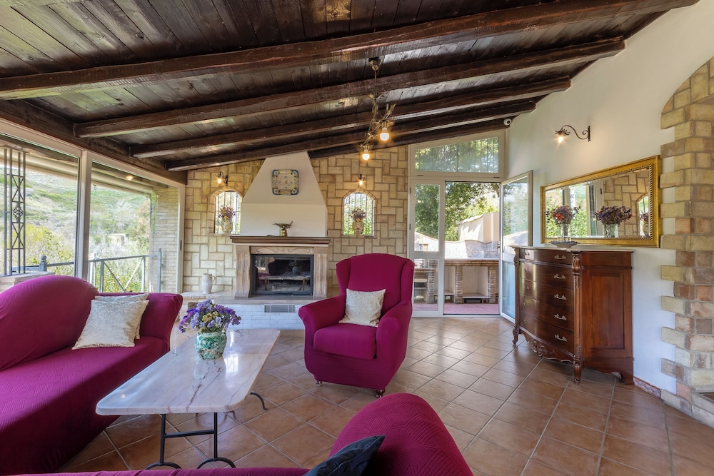 Villa Falcone