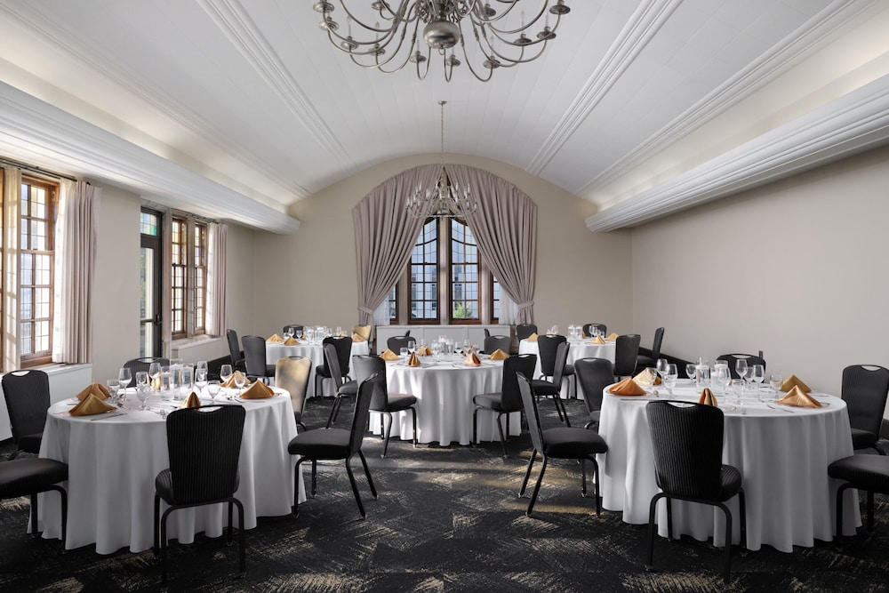 The Union Club Hotel at Purdue University, Autograph Collection